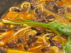 -鸿顺老铁锅美蛙鱼府(解放碑店)