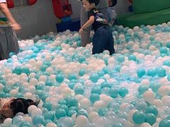 -蒙特利亲子乐园