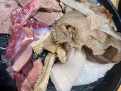 -爱伲PLUS·牛肉海鲜自助火锅(融创店)