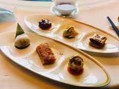 金轩招牌点心拼盘-金轩中餐厅 Jin Xuan(浦东丽思卡尔顿酒店)