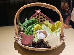 -余欢领鲜火锅(新街口店)