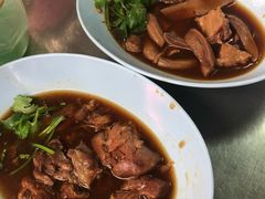 -Kha Mu Charoensang(Silom)