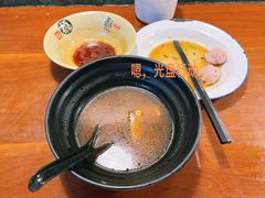 -舒蔡记生煎菜饭(云南中路店)