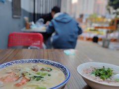 -一路飘香面馆