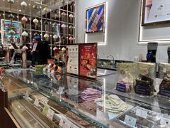 -VENCHI 闻绮(上海佛罗伦萨小镇店)
