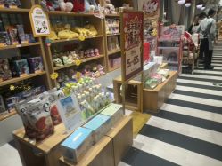-奈尔宝·儿童乐园·亲子餐厅(前滩店)