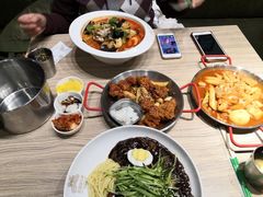 -炒码先生·韩餐炸鸡披萨(西塔店)