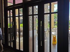 -亚龙湾希尔顿自助餐厅·海鲜·烧烤·沙滩BBQ·现场乐队