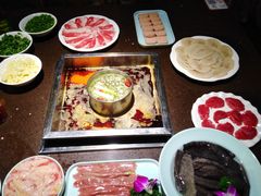 -凤来栖·净庭院·火锅(欧尚店)