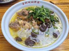 -文山荷鲜居(翠湖店)