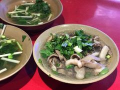 翘脚牛毛肚-谢老五跷脚牛肉·非遗传承店