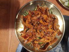 -肥肥虾庄·金牌油焖大虾(杨园滨江时代walk店)