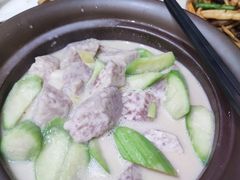 -东豪园林海鲜酒家(南港路辅路店)