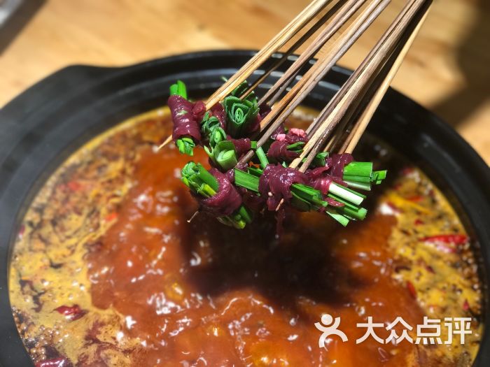 蜀掌柜小郡肝串串火锅(南坪店)韭菜牛肉图片 - 第1张