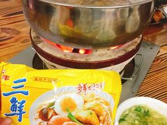 -广宁炭炉鸡煲·富临门饭店