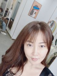 -艺格造型染发烫发