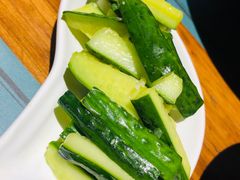 -八月美食小馆(银泰城总店)