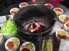 -小辣椒汤锅烧烤(温泉南街店)