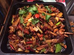 -炭舍干锅·烤鱼(扬名广场店)