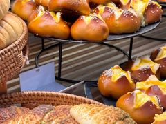 -红星前进面包牛奶公司(君太店)