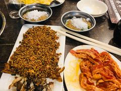 -韩风烤牛肉冷面店