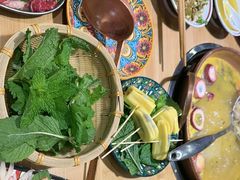 -洱火云南酸菜牛肉火锅(石景山当代商城店)