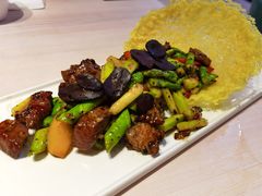 -匠心牛公馆·潮汕牛肉海鲜火锅(索菲特店)