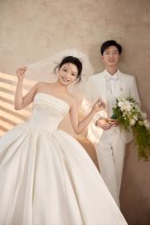 -至臻微拉婚纱摄影