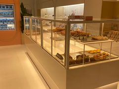 -好利来(曲江龙湖店)