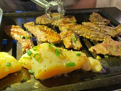 -弘彩英·烤牛舌·年糕火锅(蓝色港湾店)
