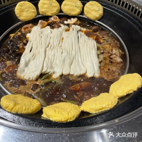 江山屯铁锅炖