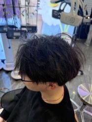 点击看大图 -藤野造型烫染·漂发