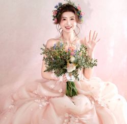 -薇薇新娘婚纱摄影连锁品牌(瘦西湖店)