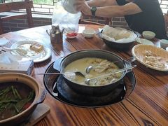 -侠成水上农庄(工业大道店)