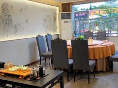 -粤盛海鲜平价店(洛溪食街店)