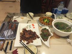 -马尔龙新疆饭店·清真(瑞景店)