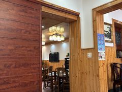 -芦茨金富饭庄·25年老字号·专做稻草鸡