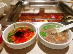 -海底捞火锅鲜切牛肉主题店(长寿路店)