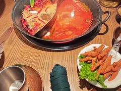 -巴卤社老火锅(财富店)
