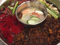 -周幺妹重庆老火锅(银泰城总店)