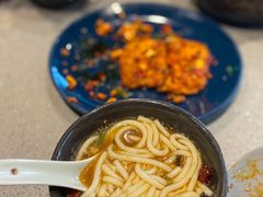 油鸡㙡凉米线-半山腰·云南菜(侨福芳草地店)