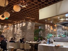 -雍和会海鲜姿造自助(湖东路店)