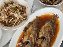 -丹水桥地锅鱼·翘嘴鲌·地方特色全鱼宴(丹江口大坝店)
