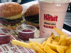 -The Habit Burger Grill 哈比特汉堡(爱琴海店)