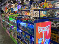 -第5大道精品休闲购物广场