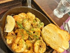蒜香口蘑煎虾-沏点Trattoria意大利餐厅(新街口店)