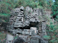 -梭布垭石林景区