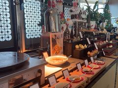 -三迪希尔顿酒店欢厨自助餐厅·高空闽江全景