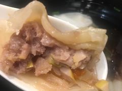 特惠尝鲜鲜肉笋丁烧卖-巧燕坊一笼一蒸(庆春广场地铁站店)