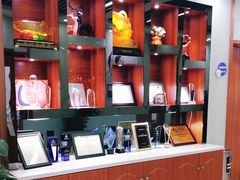 -茂菊口腔连锁(浦东南路店)